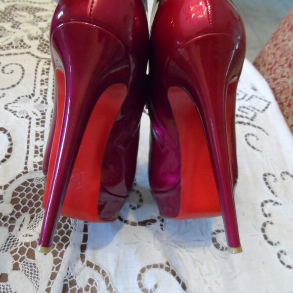 Christian Louboutin Cranberry Metal Patent Calf Leather Ankle Boots Size 40/10